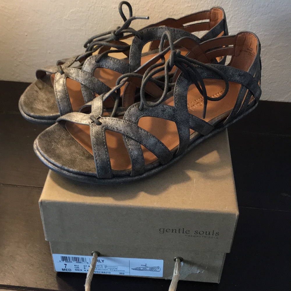 Kenneth Cole Gentle Souls Orly Sandals